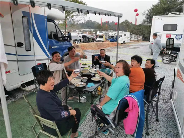 车友十一叔发贺电：每天都开心！南北意昂2官网车友共度冬至佳节
